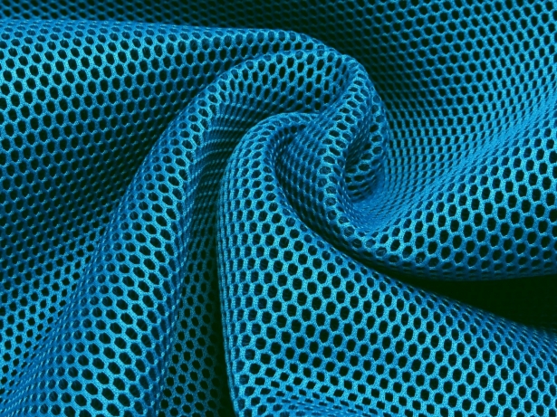 Zuschnitt 50cm Mesh 3D-Netz mit Geweberücken / Farbe Türkis