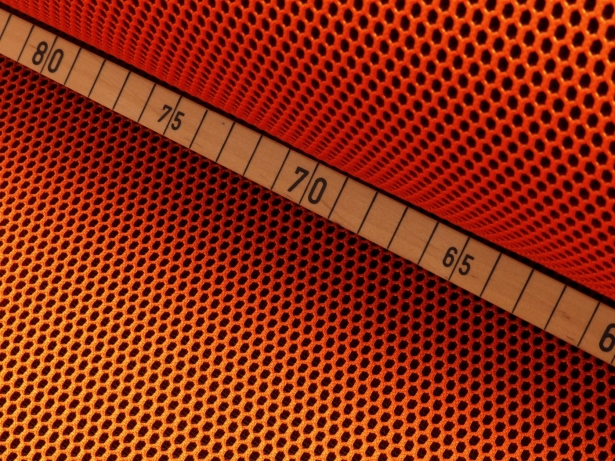 Preview: Zuschnitt 50cm Mesh 3D-Netz mit Geweberücken / Farbe Leuchtend Orange