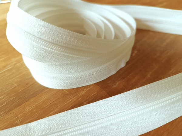 5m Endlosreißverschluss + 25 Zipper Ecru
